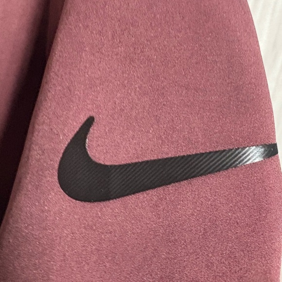 Nike Shield Burgundy Bomber Jacket size M - Picture 3 of 4